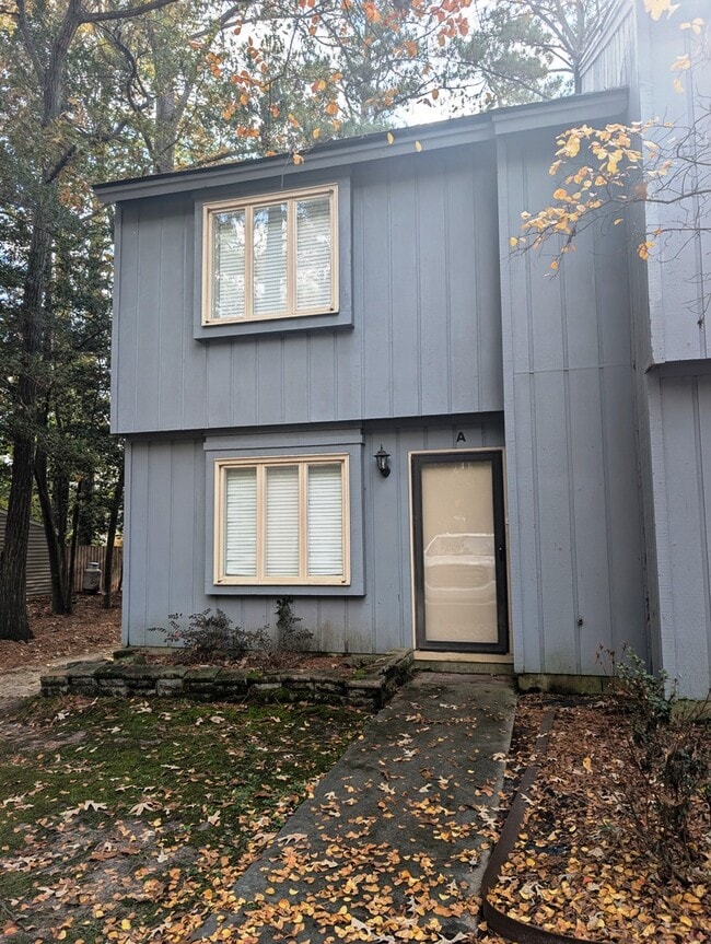 Primary Photo - 3503 Christopher Dr NW