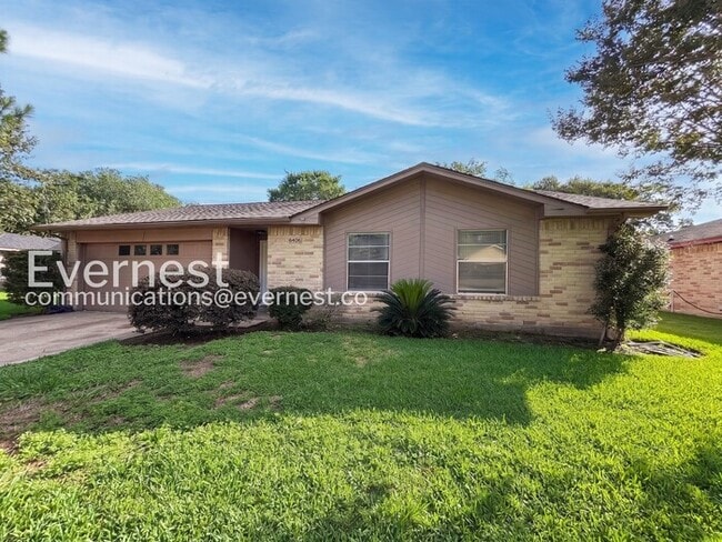 Building Photo - 6406 Summer Ridge Dr