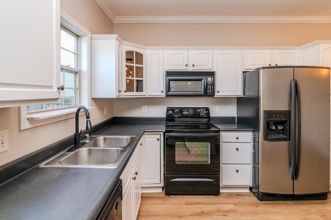 Building Photo - 188 Blue Heron Pl