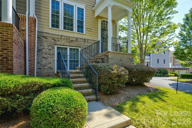 Building Photo - 629 6th Baxter Crossing