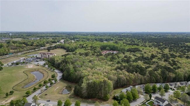 Building Photo - 310 Canaan Cir