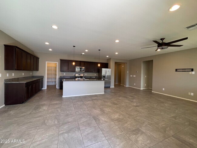 Building Photo - 22507 E Creosote Dr