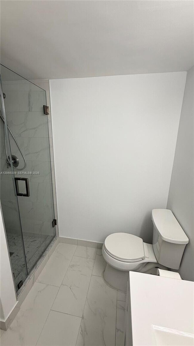 Building Photo - 2750 W 63rd Pl