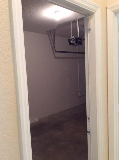 Building Photo - 2279 Shoma Dr
