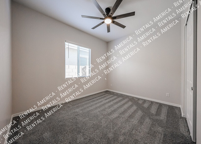 Building Photo - 4815 W Capistrano Ave