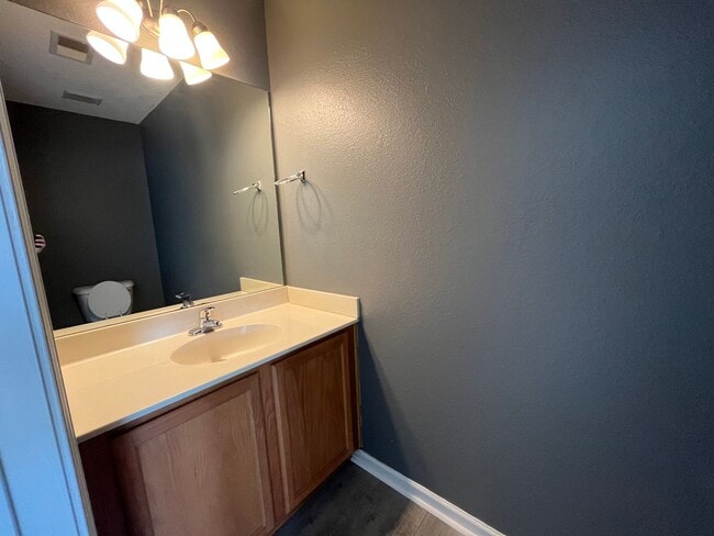 Building Photo - 57 Bearing Cir