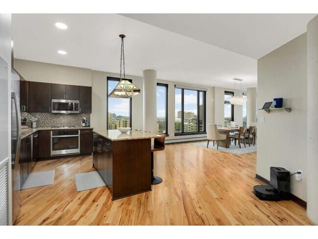 Building Photo - 1240 S 2nd St