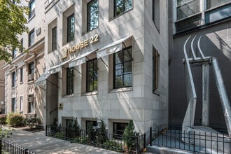 Building Photo - 22 E Elm St