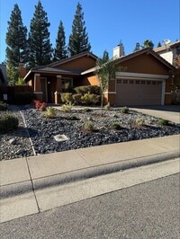 Building Photo - Beautiful Single-Story 4BR/2BA Home – Quie...