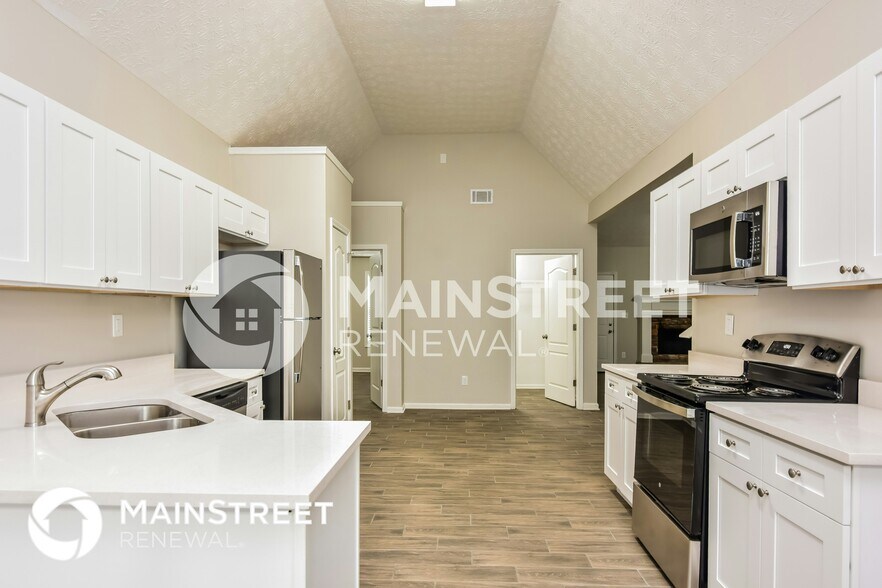 Building Photo - 45 Berkshire Run