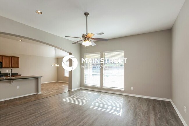 Building Photo - 3 Bedroom Pet-Friendly Home in Mansfield, TX with Main Street Renewal