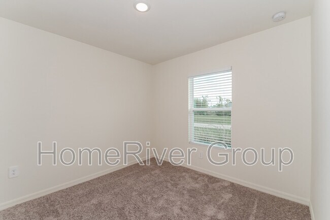 Building Photo - 4166 NW 40th Ave