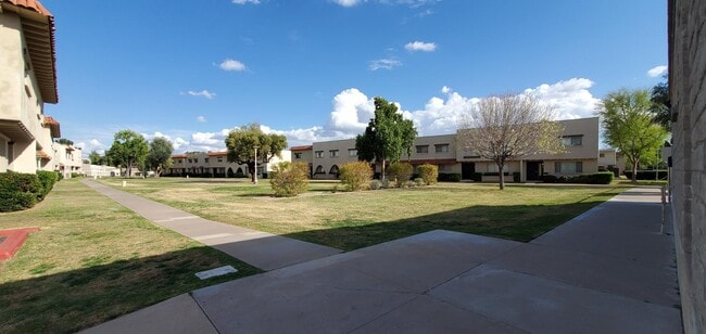 Building Photo - 6825 E Osborn Rd