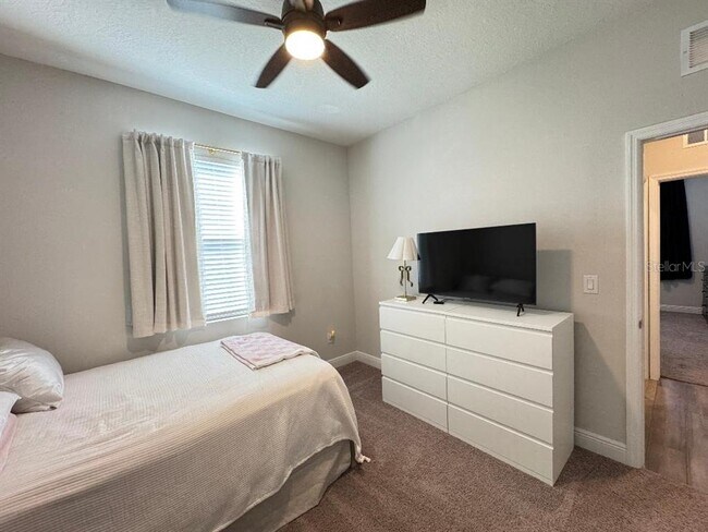 Building Photo - 10353 Fieldstone Myrtle Wy