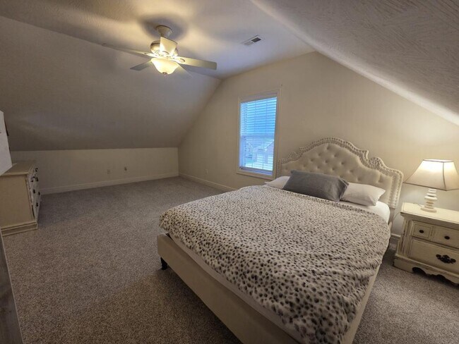 Building Photo - 4578 E Pearson Meadow Dr