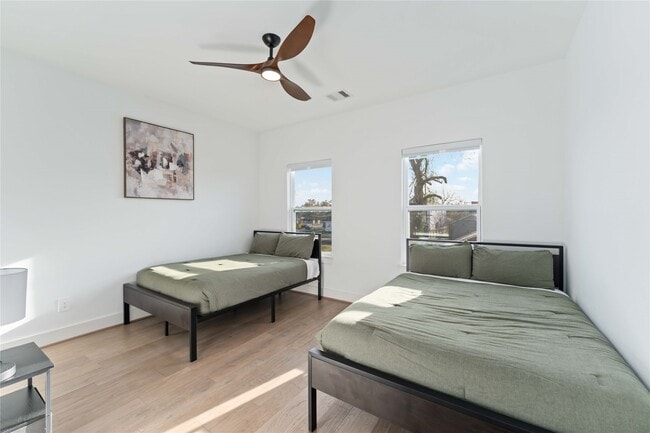 Building Photo - 3034 Gray St