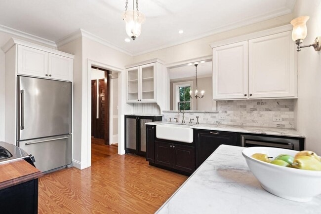 Primary Photo - 2 Rangeley Rd