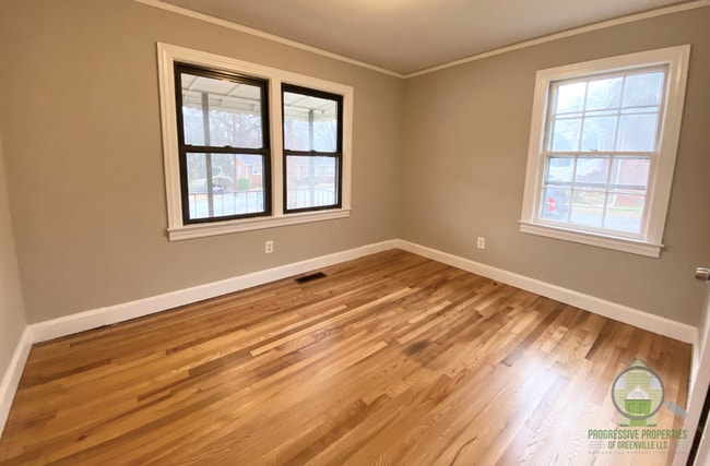 Building Photo - 22 Springfield Ave