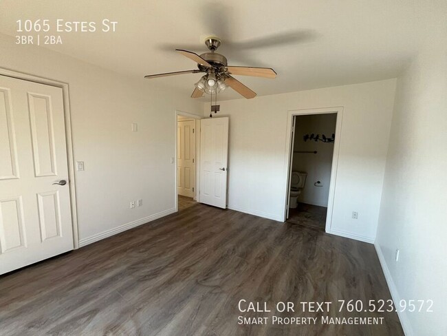 Building Photo - 1065 Estes St