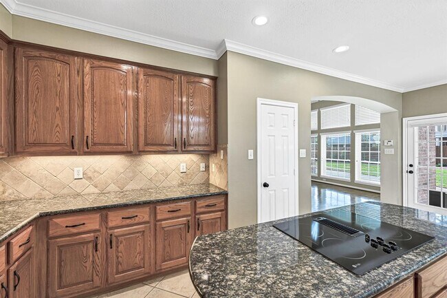 Building Photo - 22319 Fairbay Dr