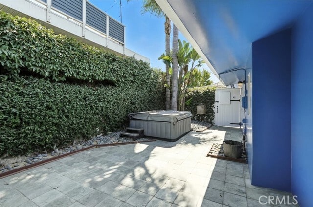 Building Photo - 414 N Gertruda Ave