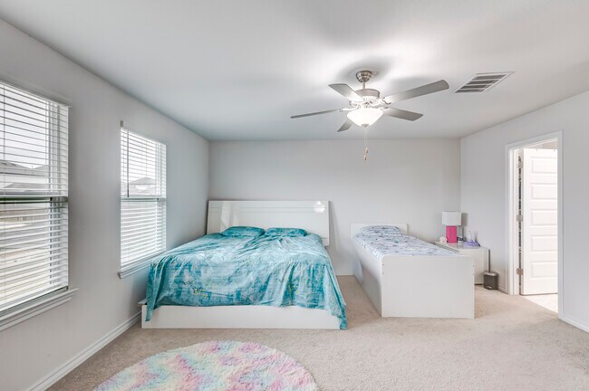 Building Photo - 149 Andesite Trl