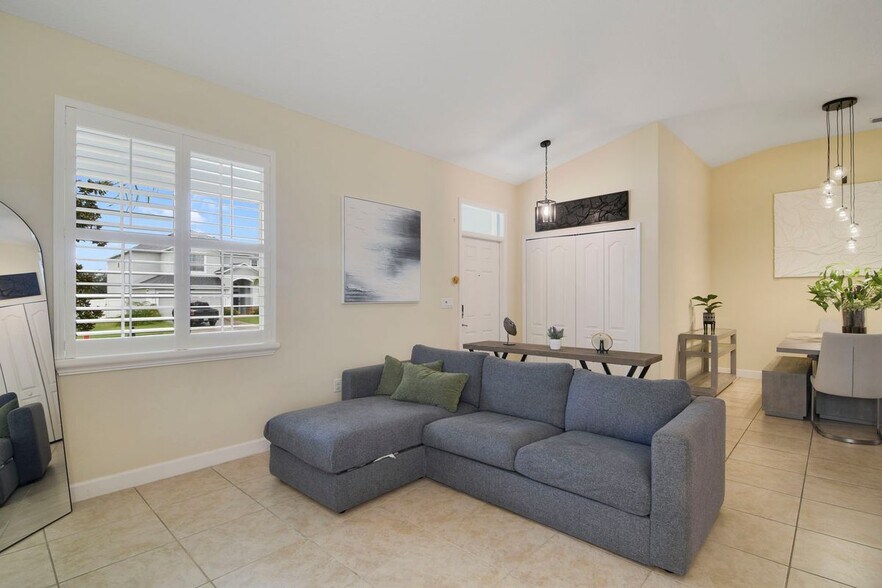 Building Photo - 5808 Tarleton Way