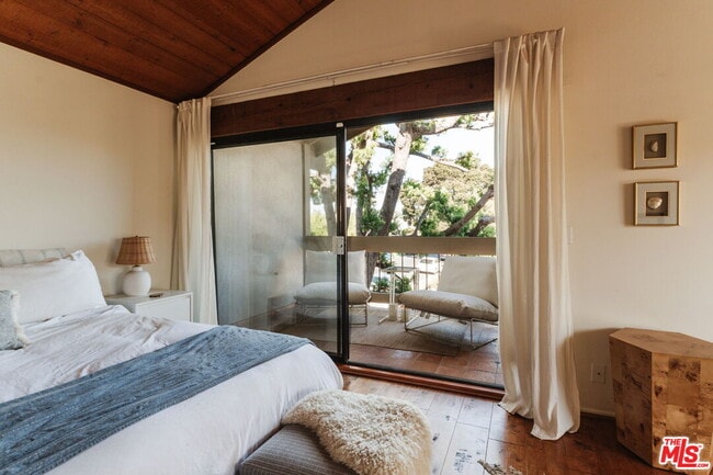 Building Photo - 4450 Alla Rd