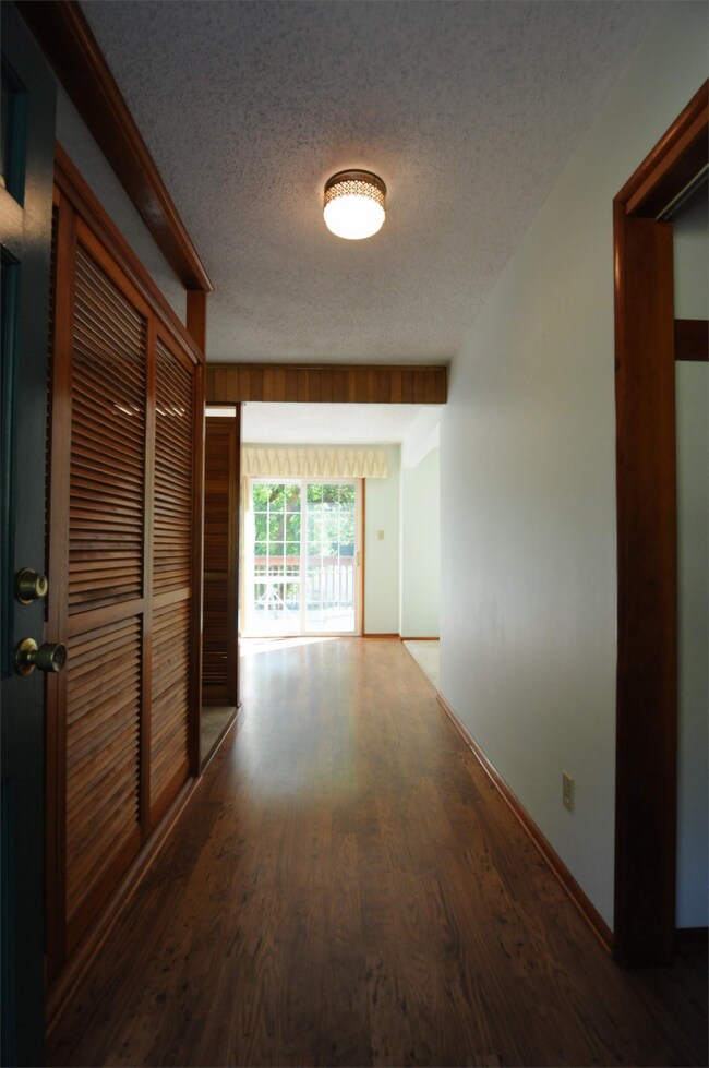 Building Photo - 3 bedroom in Renton WA 98059