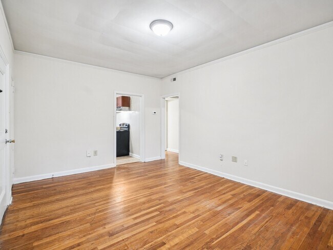 Floorplan - Cameron Court Apartments