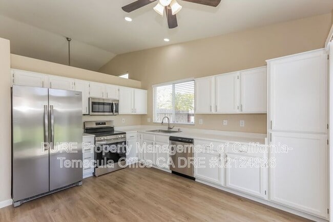 Building Photo - 44840 Linalou Ranch Rd