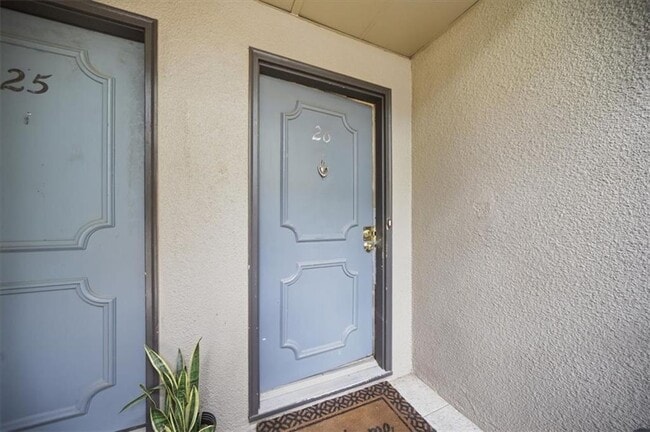 Building Photo - 26 Arpege Way NW