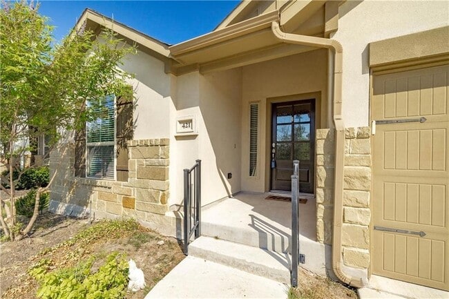 Building Photo - 421 Inspiration Dr