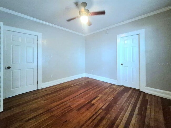 Building Photo - 314 E Park Ave