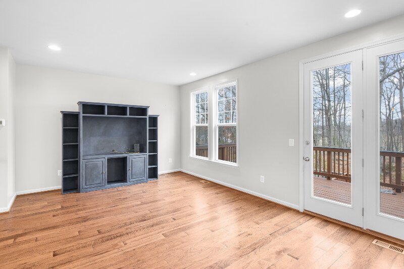 Building Photo - 133 Biscane Ct