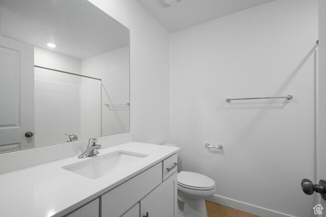 Building Photo - 2284 Wildwood Ln