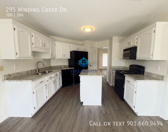Building Photo - 295 Winding Creek Dr