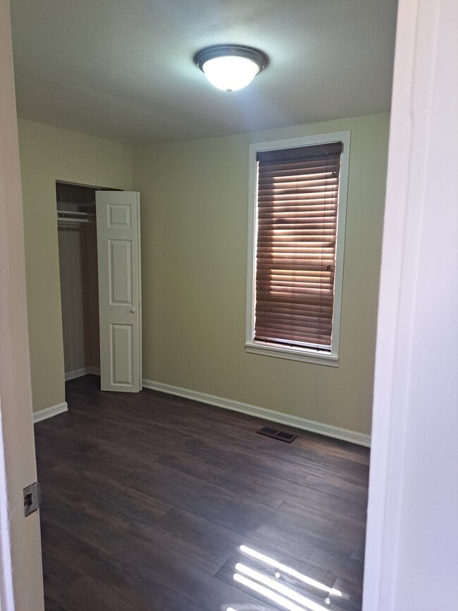 Building Photo - 4847 W Berenice Ave