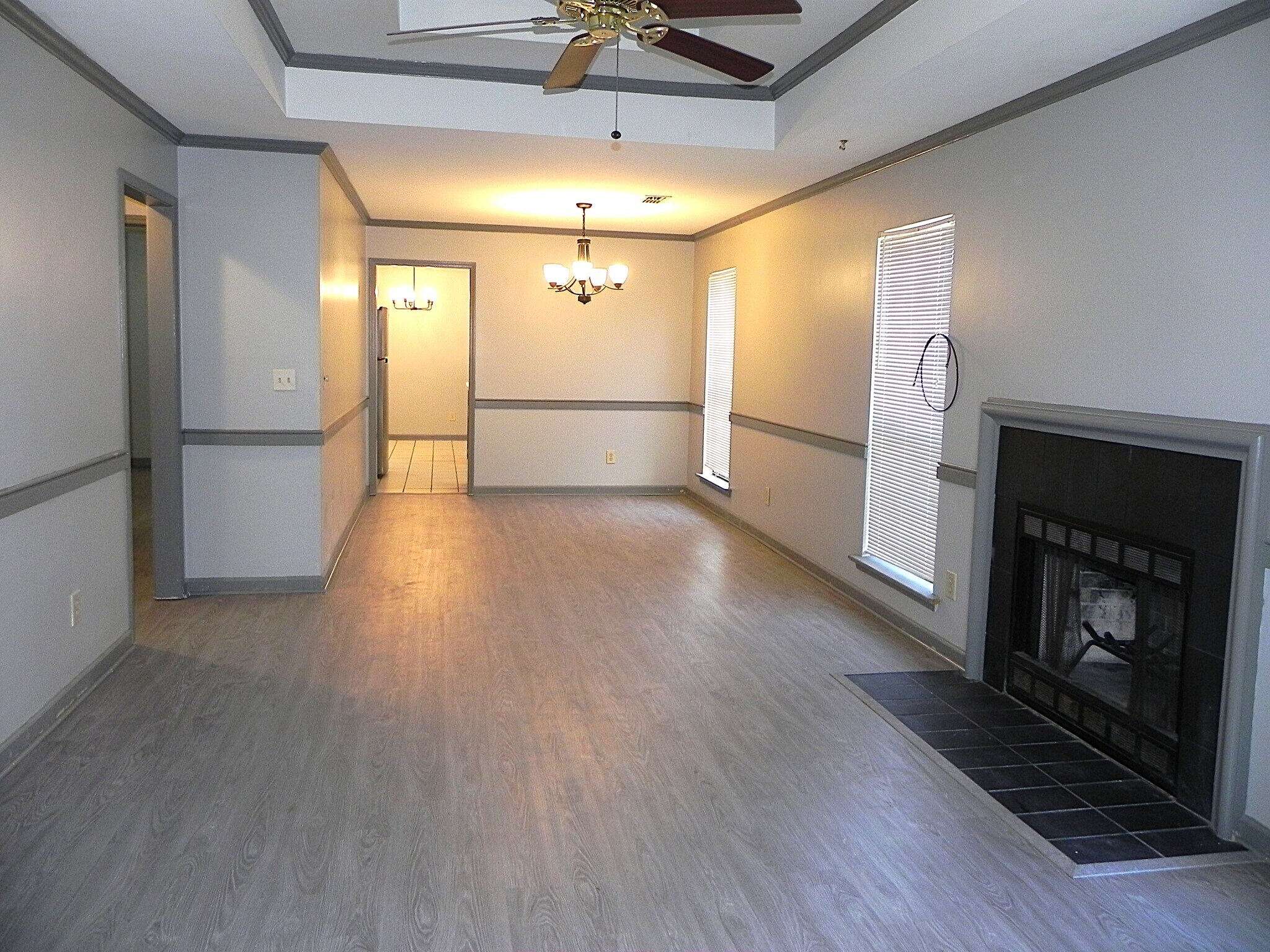 Building Photo - 3633 Castle Ridge Rd