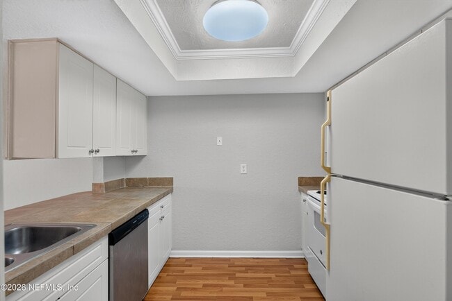 Building Photo - 3866 Campenero Ct