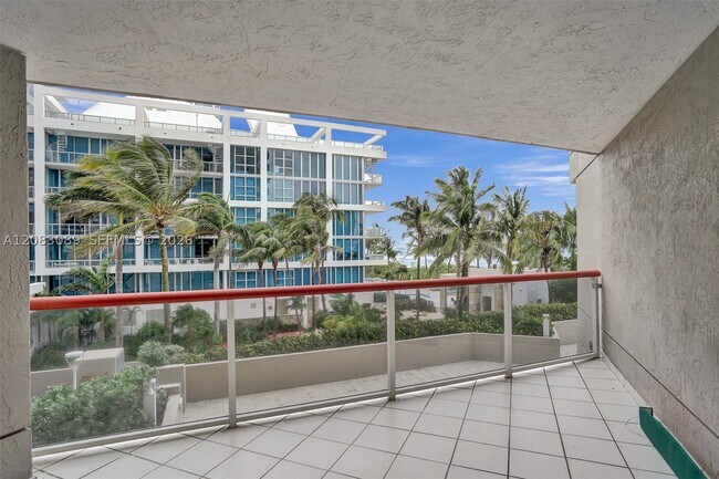 Building Photo - 6767 Collins Ave