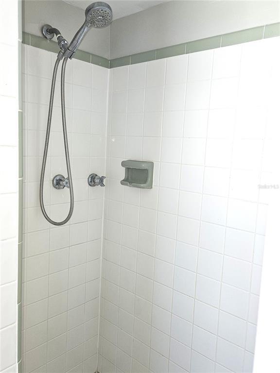 Building Photo - 7821 Lotus Dr