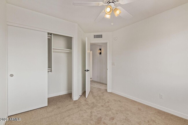 Building Photo - 5971 W Venus Way