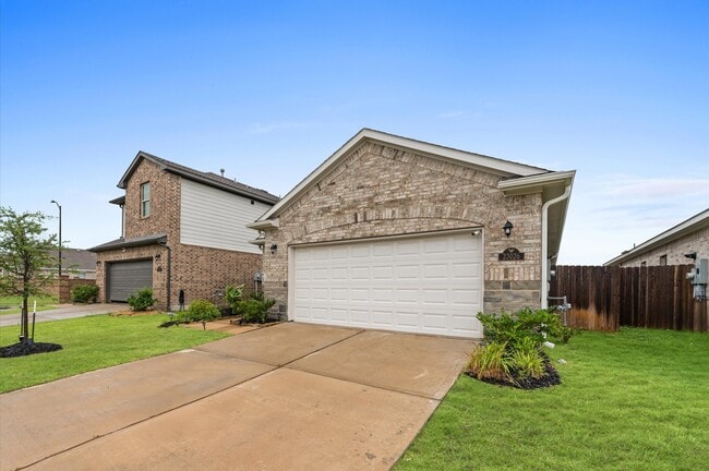 Building Photo - 23026 Undertaken Path