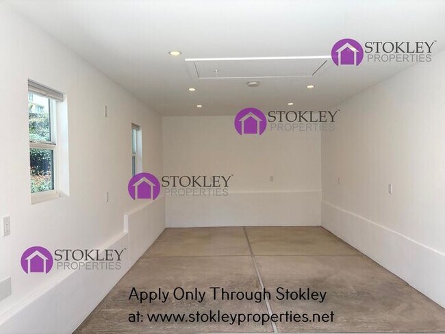 Building Photo - 1525 Pacheco Blvd