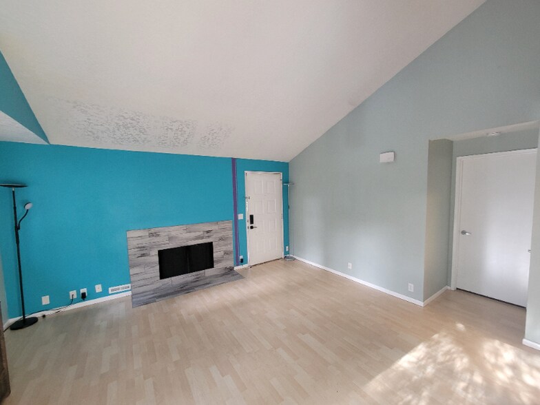 Building Photo - 14511 SW Grayling Ln