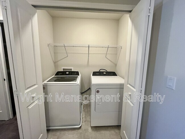 Building Photo - 31332 Amberview Bnd