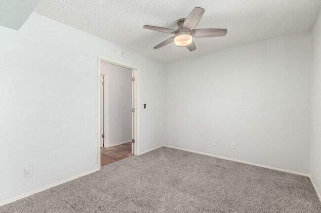 Building Photo - Inviting 4-Bedroom Home with Included Land...