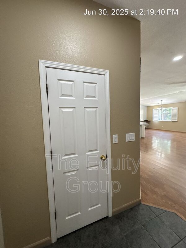 Building Photo - 3603 N Minden Ct