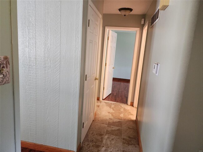 Building Photo - 2332 Viminal Ct